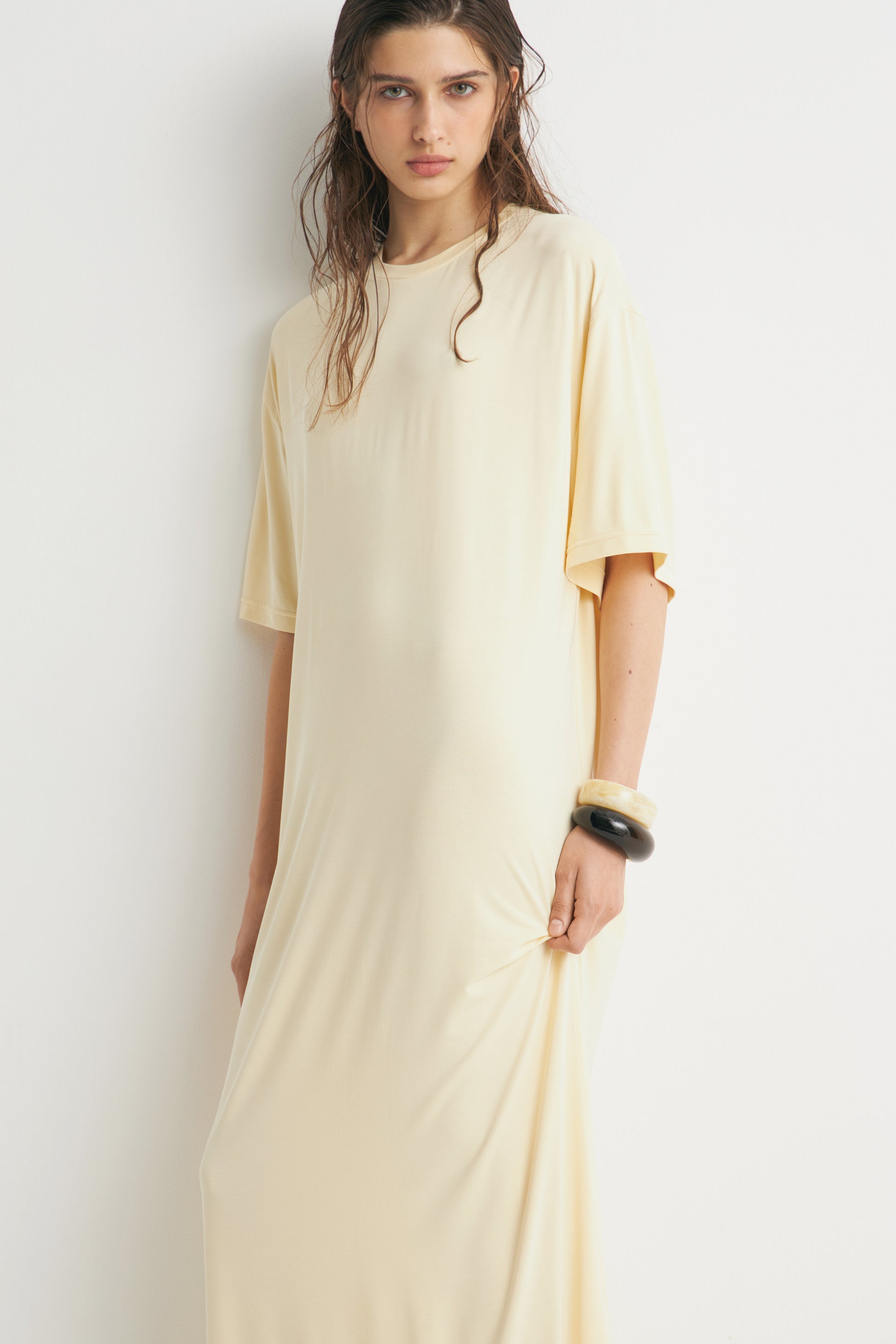 LEMON YELLOW
