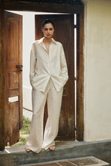 WHITE/BEIGE