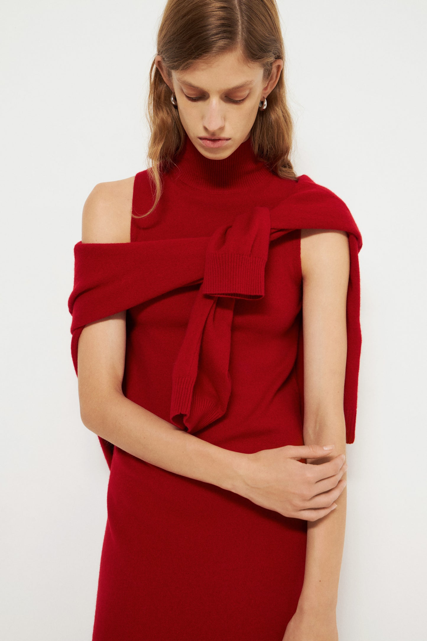 DARK RED