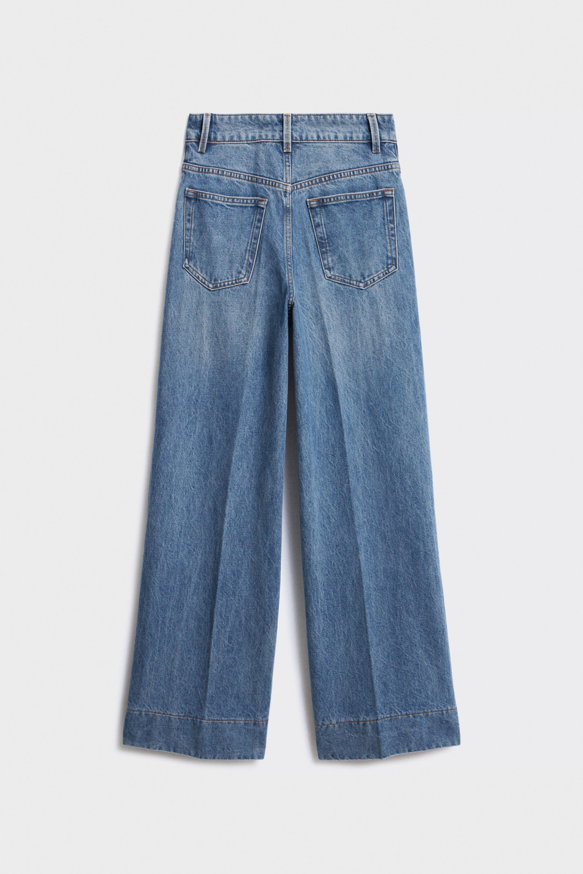 VINTAGE BLUE