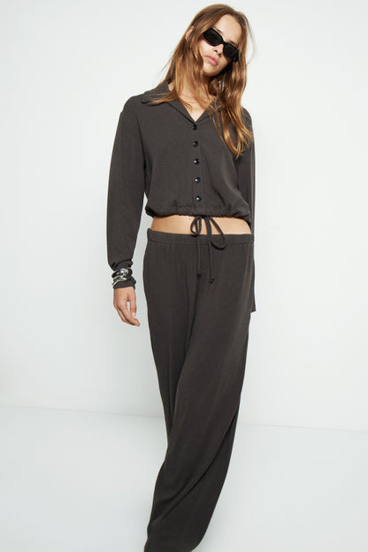 DARK GREY