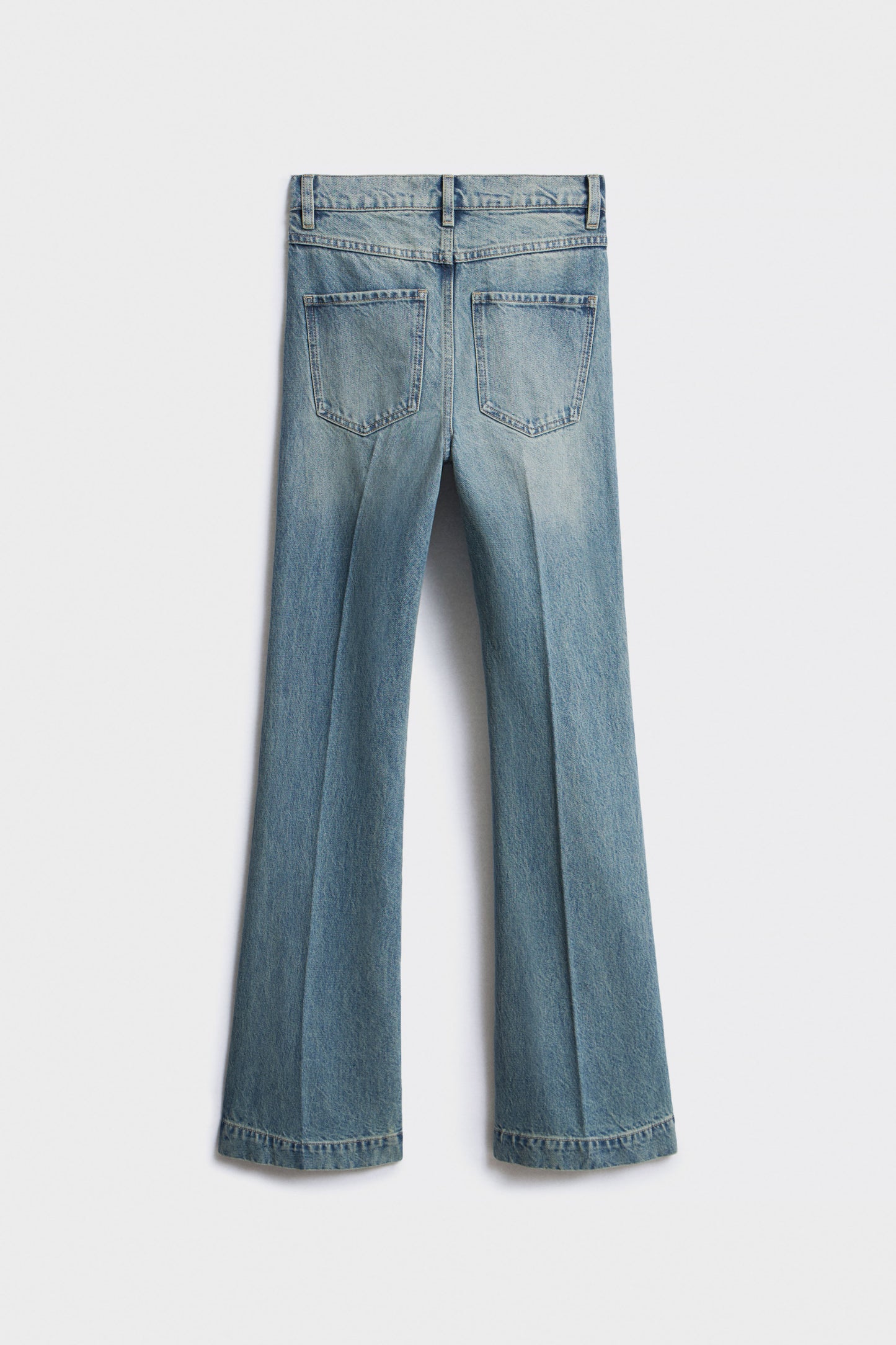 VINTAGE BLUE