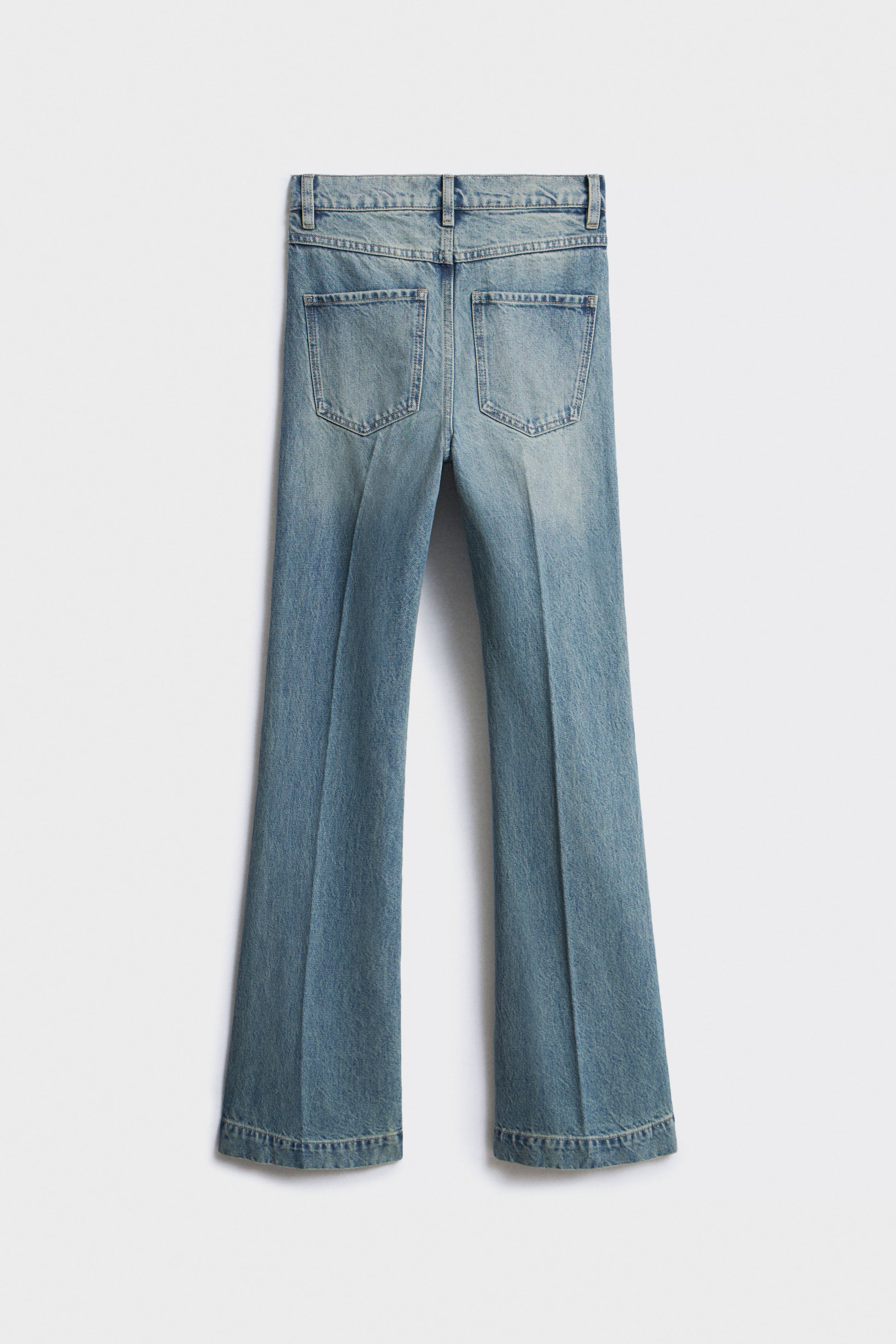 VINTAGE BLUE