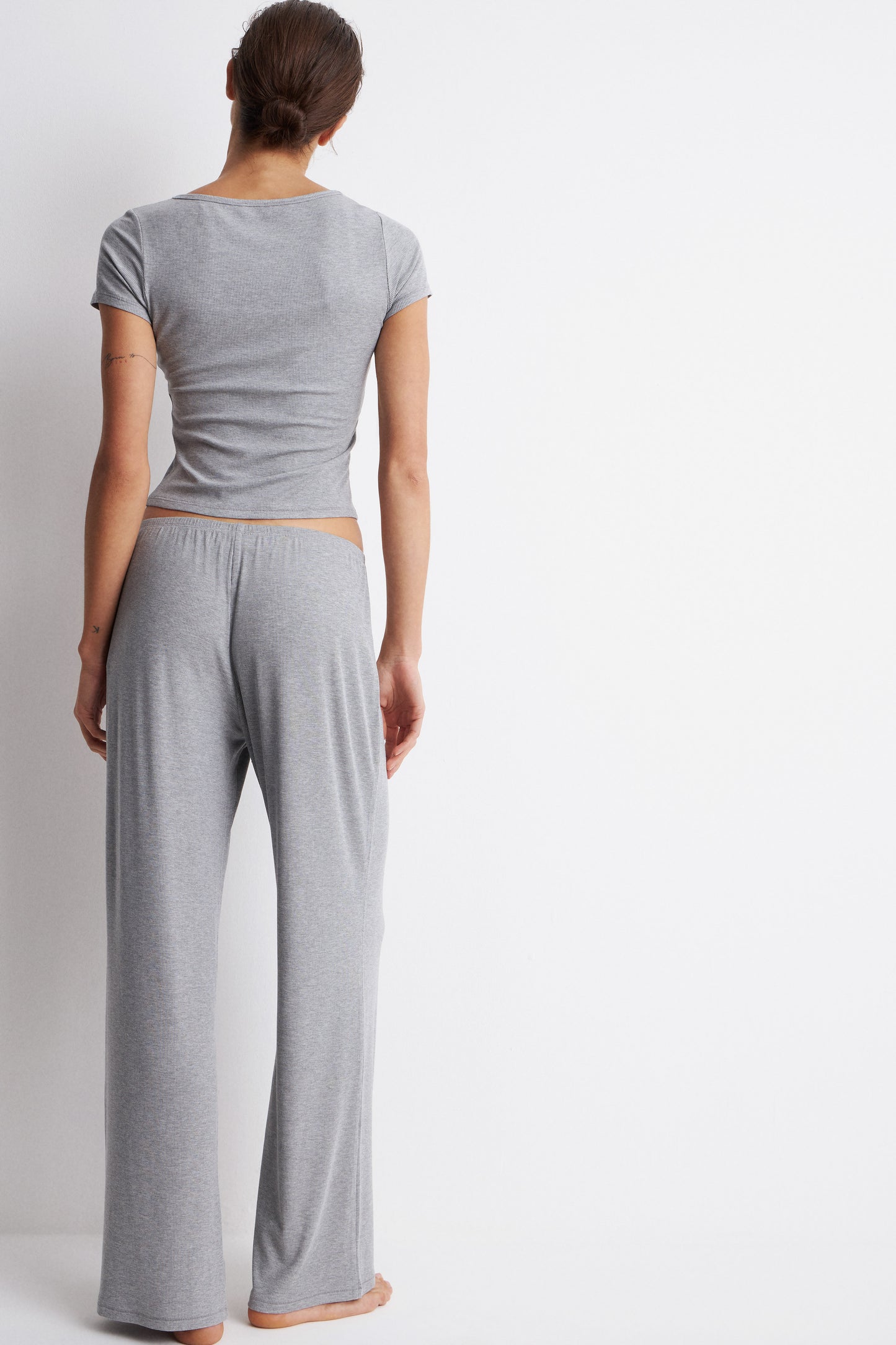LIGHT GREY MELANGE