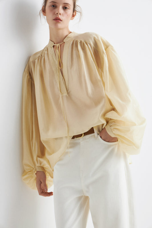 LIGHT YELLOW