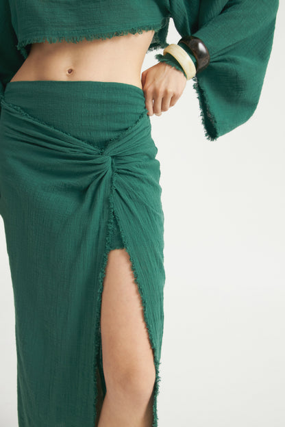 DARK GREEN