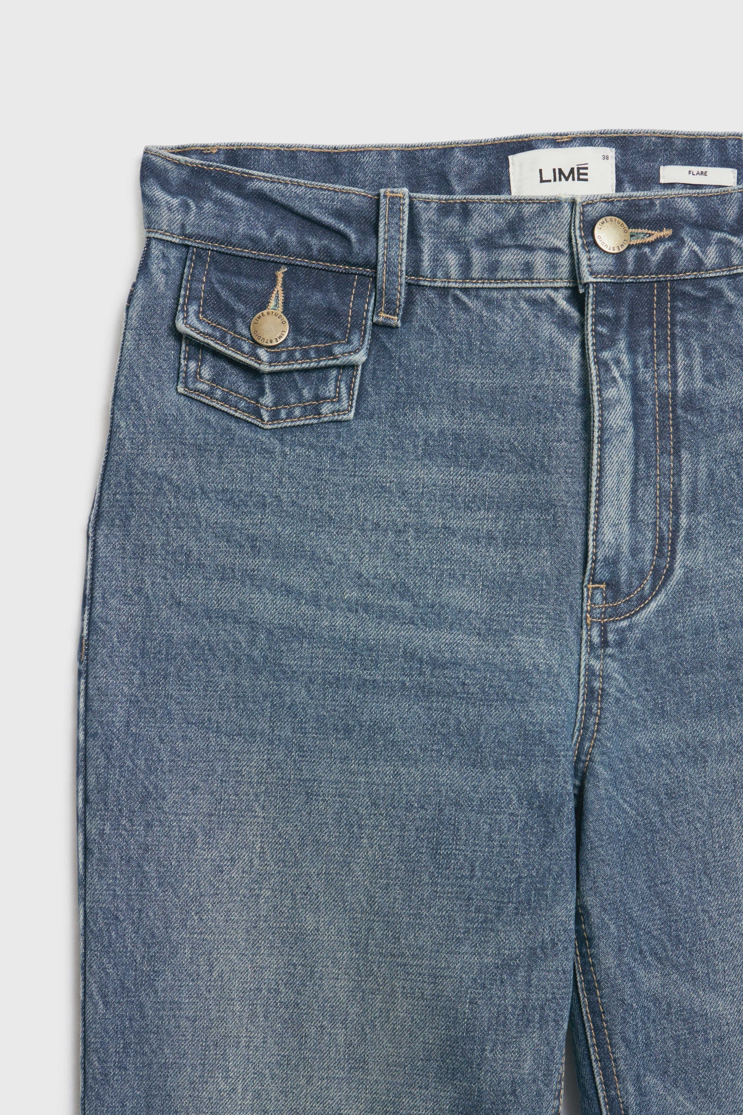VINTAGE BLUE