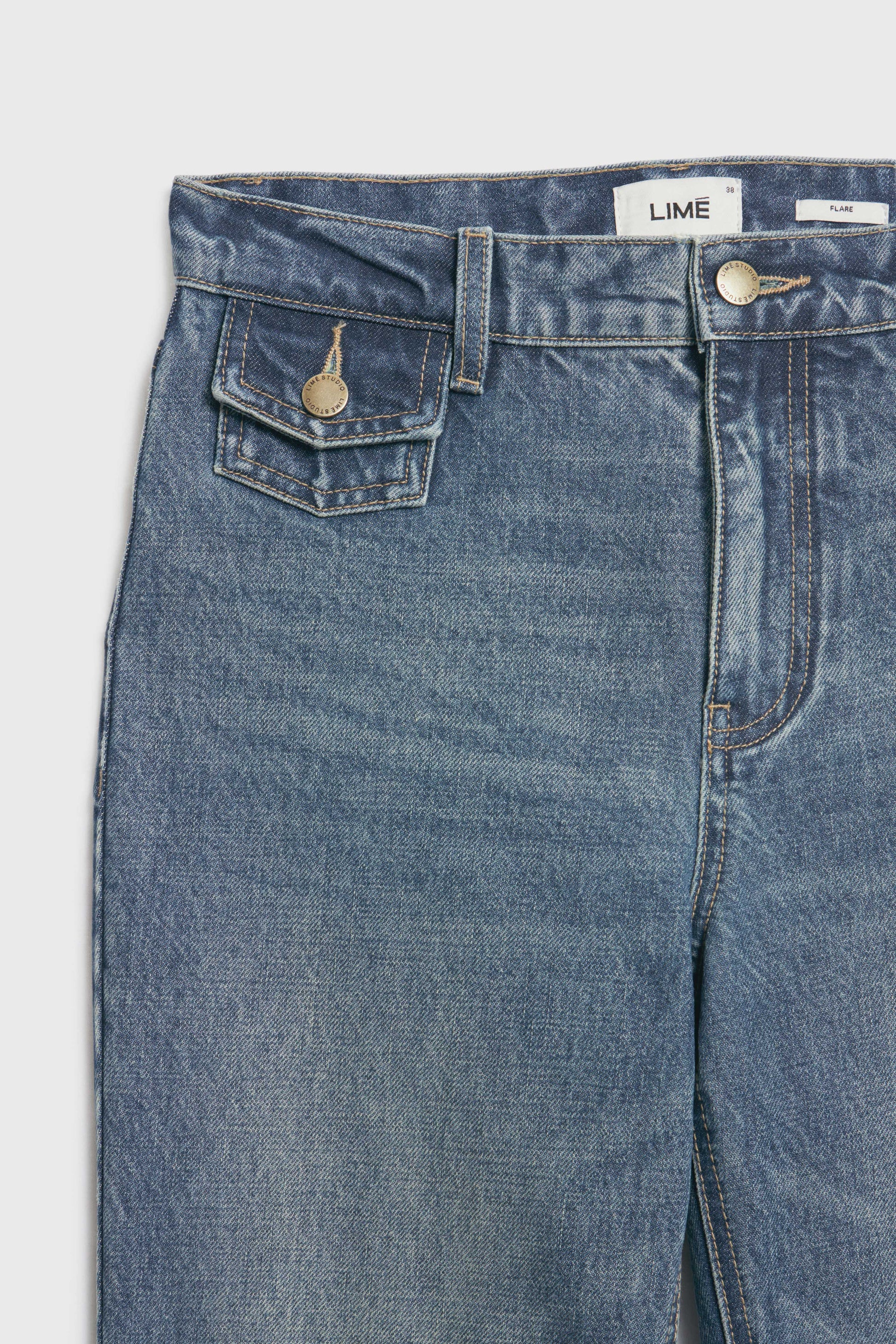 VINTAGE BLUE