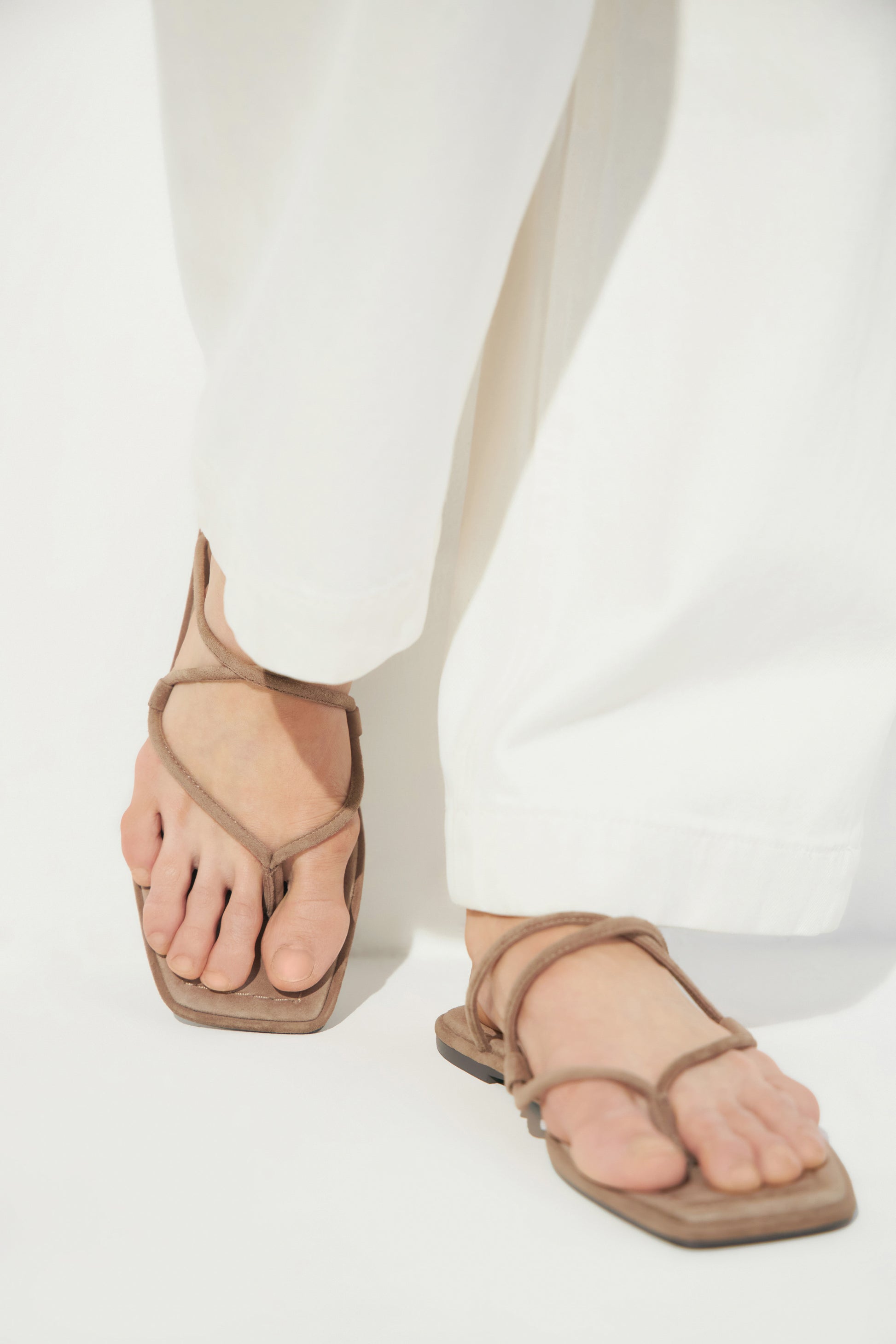 GREY BEIGE