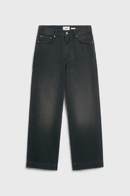 WASHED BLACK