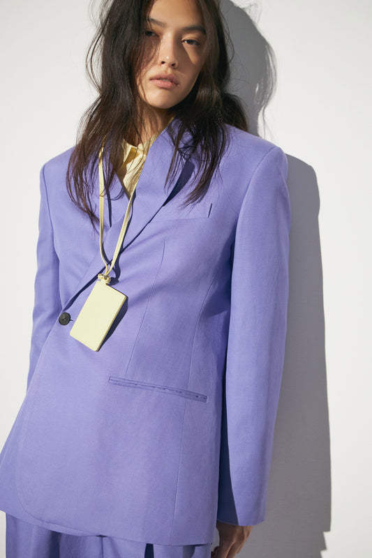 BRIGHT LILAC