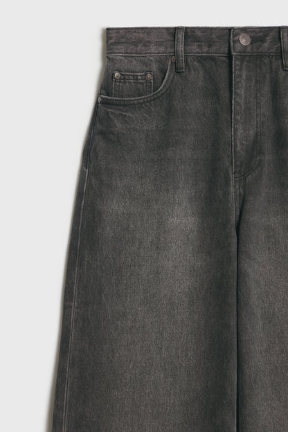 WASHED BLACK