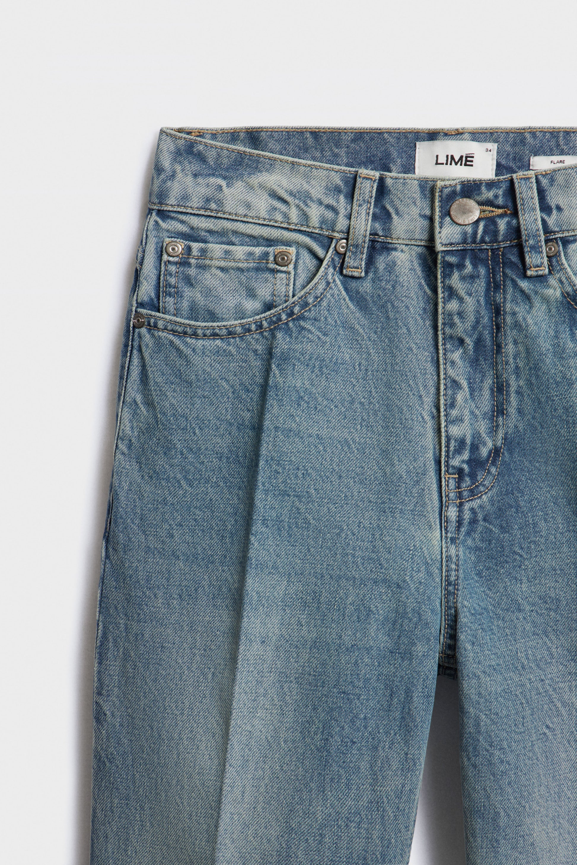 VINTAGE BLUE