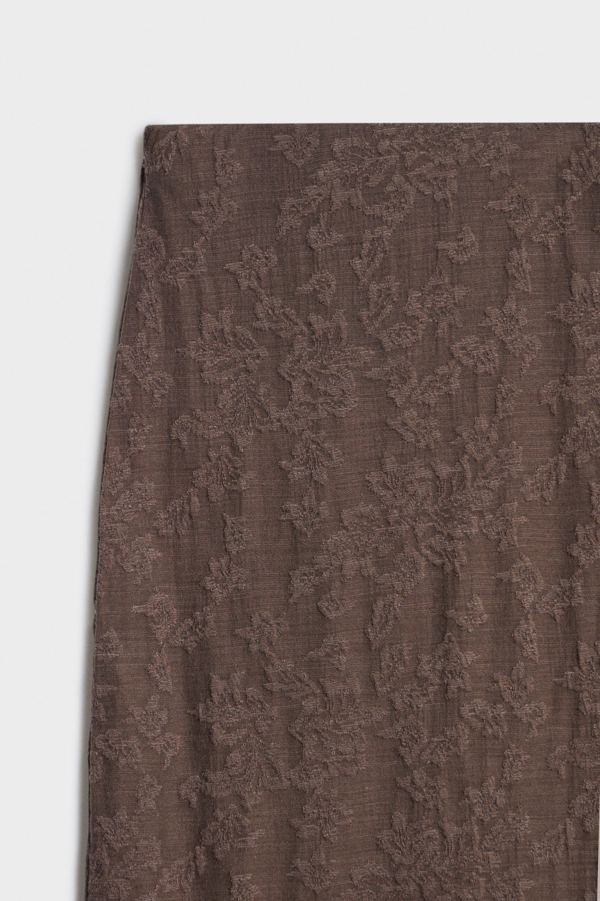GRAY BROWN