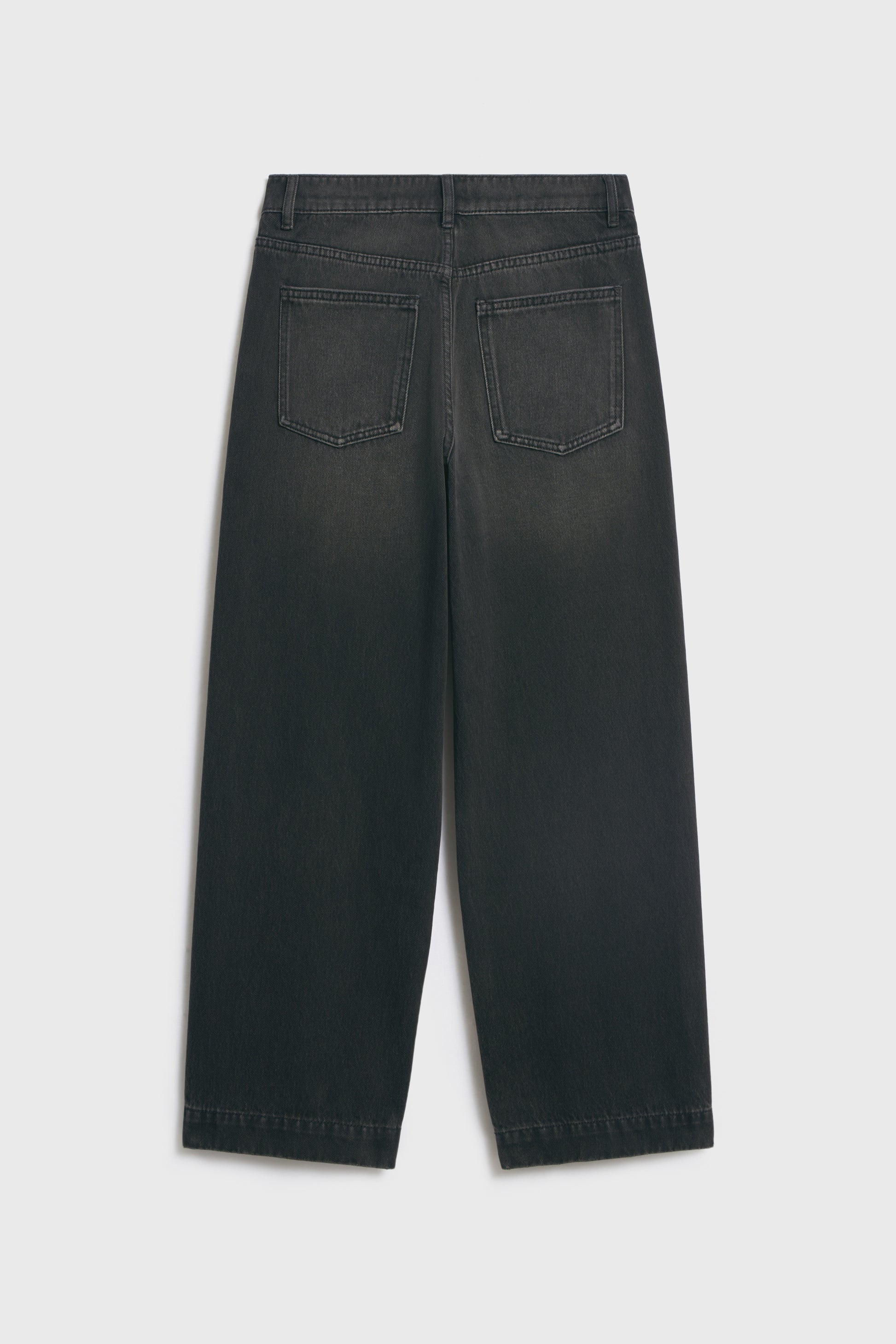 WASHED BLACK