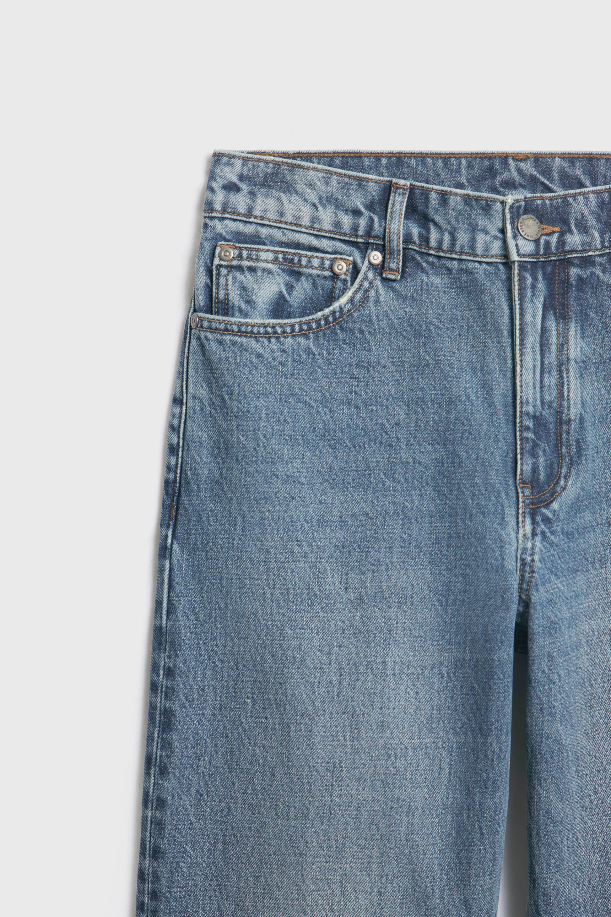 VINTAGE BLUE