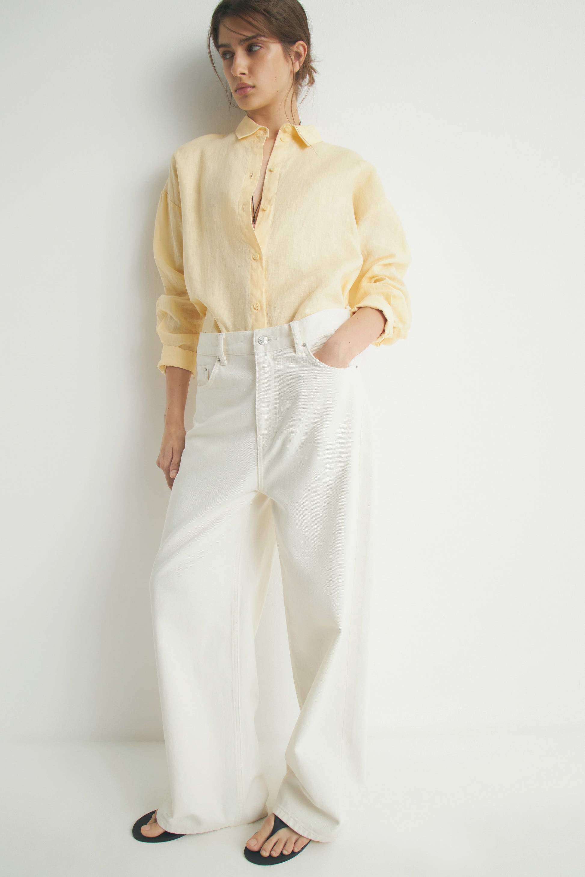 LIGHT YELLOW