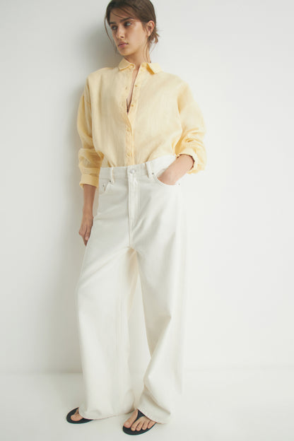 LIGHT YELLOW