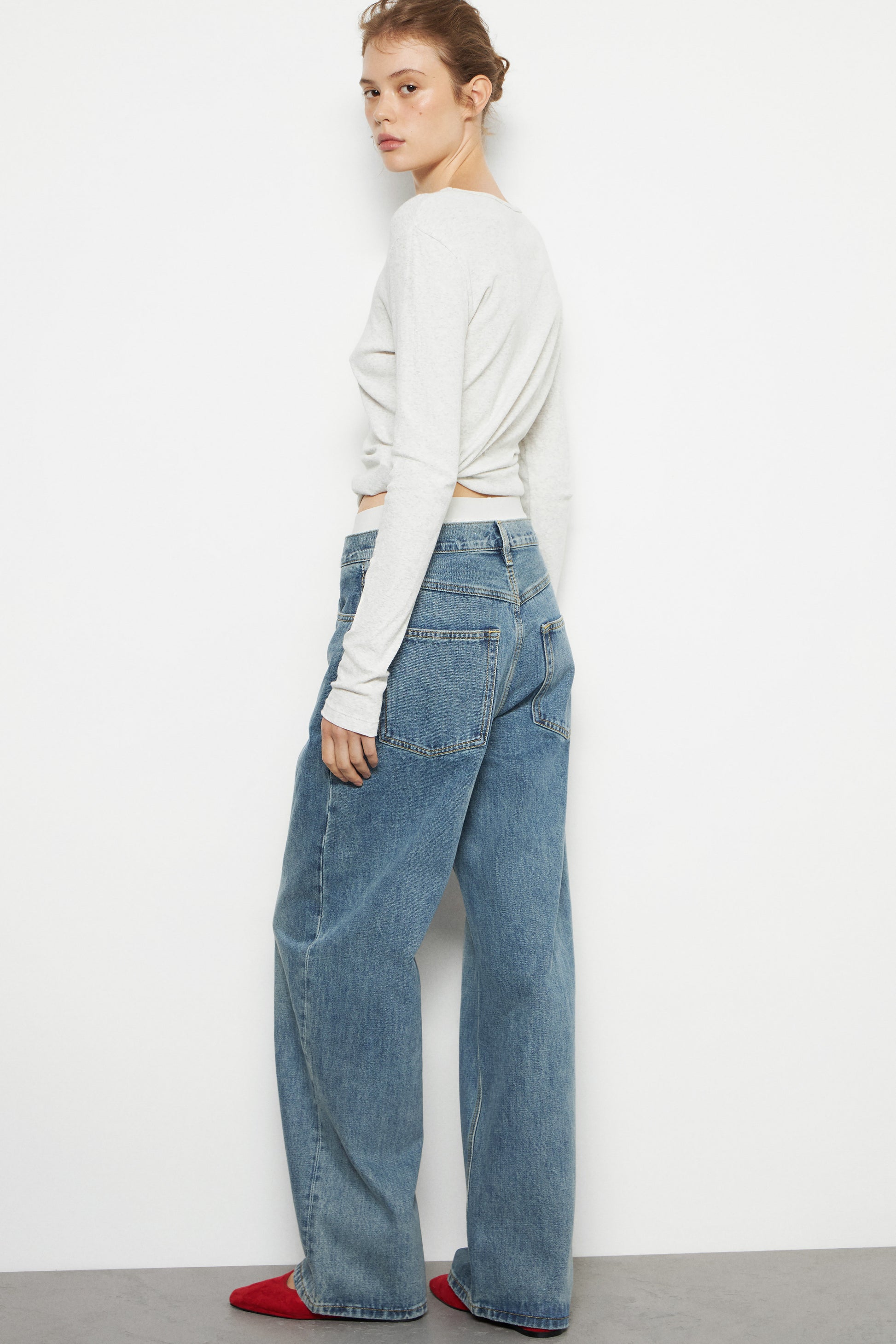 VINTAGE BLUE